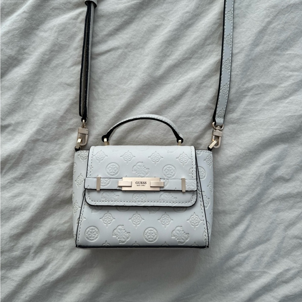 Beige Guess Purse